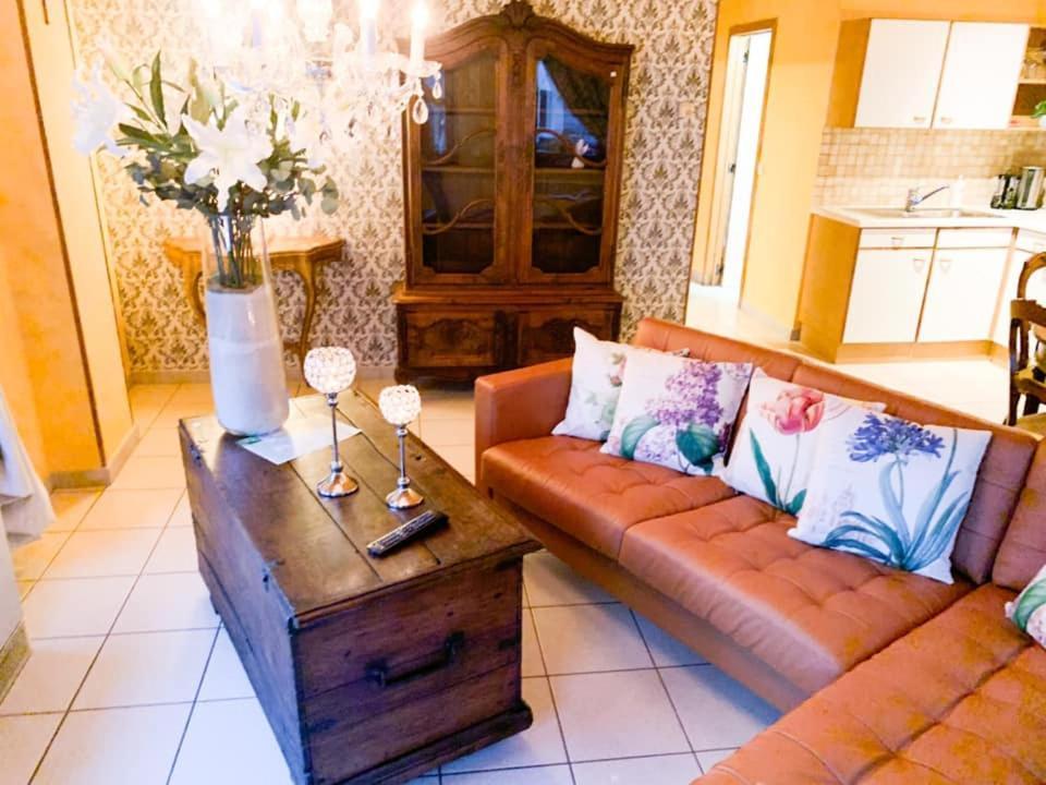 B&B Bourgeoisie*** Frahan Eksteriør bilde